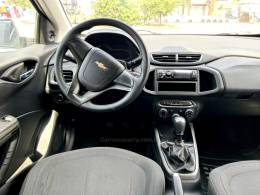 CHEVROLET - ONIX - 2013/2013 - Branca - R$ 45.700,00