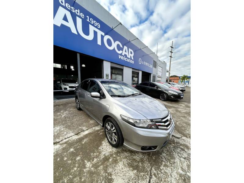 HONDA - CITY - 2014/2014 - Cinza - R$ 59.900,00