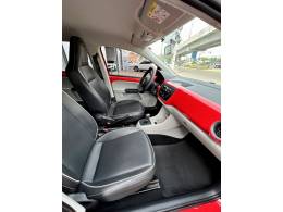 VOLKSWAGEN - UP - 2015/2015 - Vermelha - R$ 43.900,00