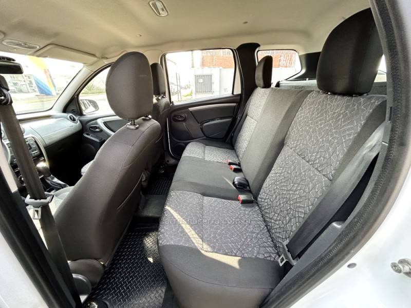 RENAULT - DUSTER - 2015/2015 - Branca - R$ 56.900,00