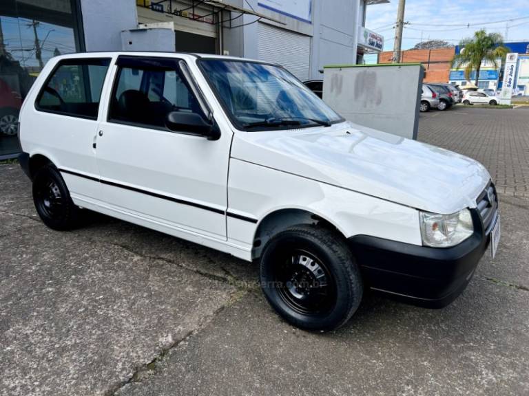 FIAT - UNO - 2008/2008 - Branca - R$ 19.700,00