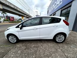 FORD - FIESTA - 2015/2015 - Branca - R$ 45.900,00