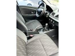 RENAULT - FLUENCE - 2014/2014 - Prata - R$ 43.700,00