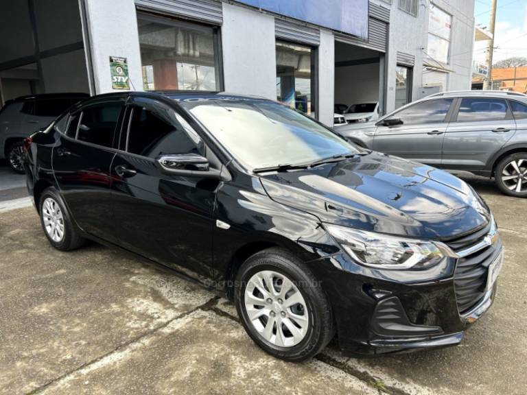 CHEVROLET - ONIX - 2022/2022 - Preta - R$ 73.900,00