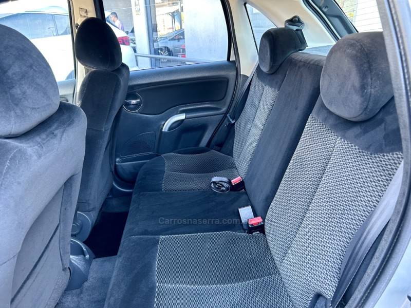 CITROËN - C3 - 2012/2012 - Prata - R$ 31.900,00