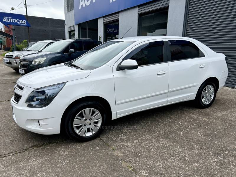 CHEVROLET - COBALT - 2015/2015 - Branca - R$ 47.900,00