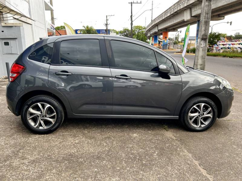 CITROËN - C3 - 2017/2017 - Cinza - R$ 47.900,00