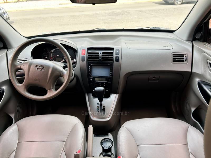 HYUNDAI - TUCSON - 2015/2015 - Prata - R$ 59.900,00
