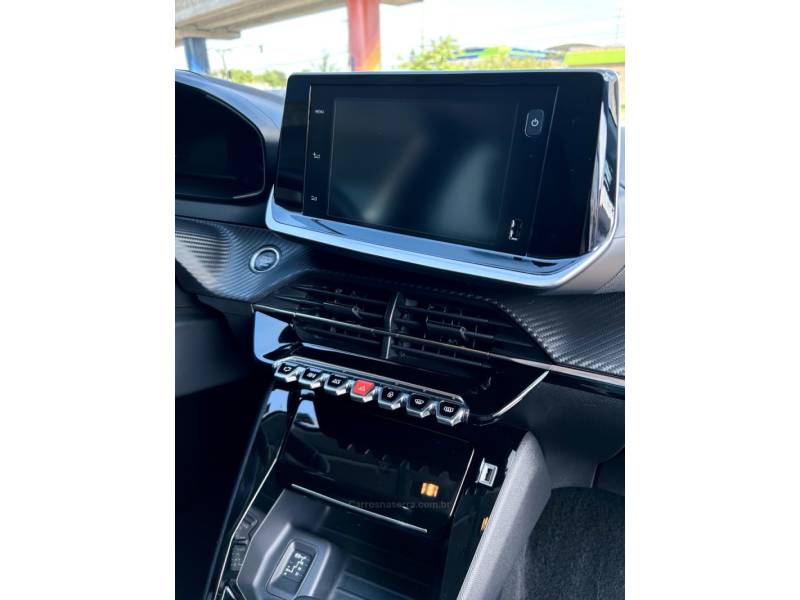 PEUGEOT - 208 - 2022/2022 - Prata - R$ 77.700,00