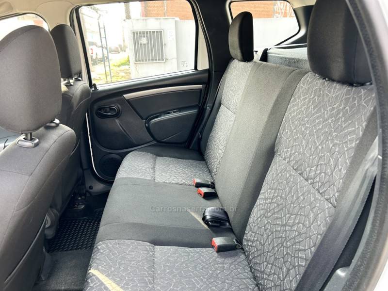 RENAULT - DUSTER - 2015/2015 - Branca - R$ 56.900,00