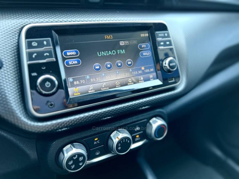 NISSAN - KICKS - 2020/2020 - Prata - R$ 87.900,00