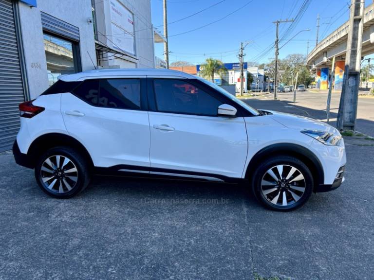 NISSAN - KICKS - 2019/2019 - Branca - R$ 87.700,00