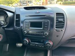 KIA MOTORS - CERATO - 2014/2014 - Vermelha - R$ 64.700,00