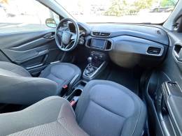 CHEVROLET - ONIX - 2015/2015 - Branca - R$ 47.900,00