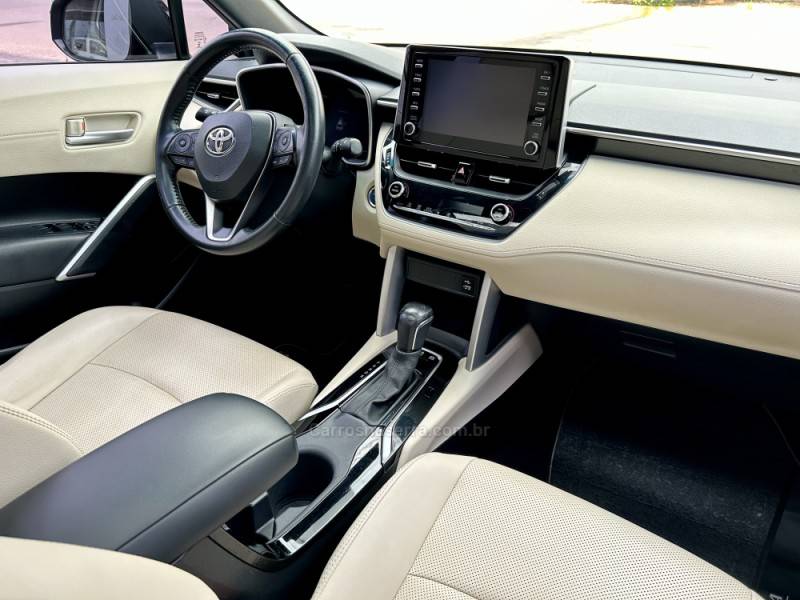 TOYOTA - COROLLA - 2022/2022 - Preta - R$ 156.700,00