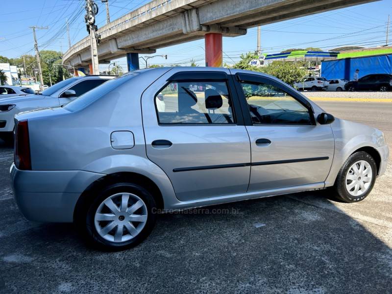 RENAULT - LOGAN - 2009/2009 - Prata - R$ 28.900,00