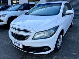 CHEVROLET - ONIX - 2015/2015 - Branca - R$ 47.900,00