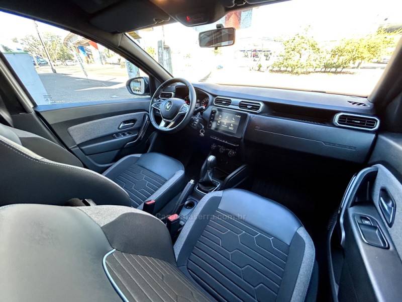 RENAULT - DUSTER - 2023/2023 - Branca - R$ 97.900,00