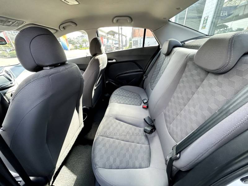 HYUNDAI - HB20S - 2018/2018 - Branca - R$ 69.900,00