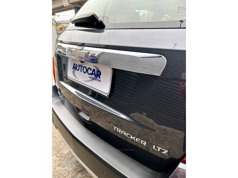 CHEVROLET - TRACKER - 2015/2015 - Cinza - R$ 71.900,00