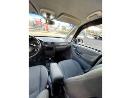 CHEVROLET - MERIVA - 2012/2012 - Branca - R$ 32.900,00