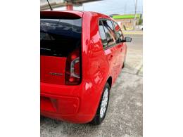 VOLKSWAGEN - UP - 2015/2015 - Vermelha - R$ 43.900,00