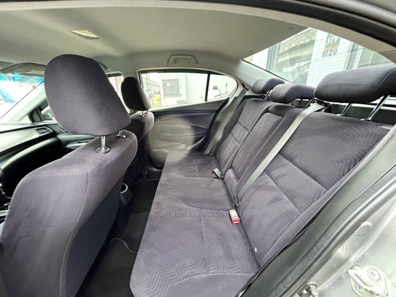 HONDA - CITY - 2014/2014 - Cinza - R$ 59.900,00