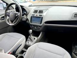CHEVROLET - COBALT - 2015/2015 - Branca - R$ 47.900,00