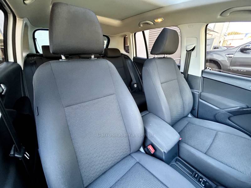 VOLKSWAGEN - TIGUAN - 2017/2017 - Branca - R$ 92.700,00