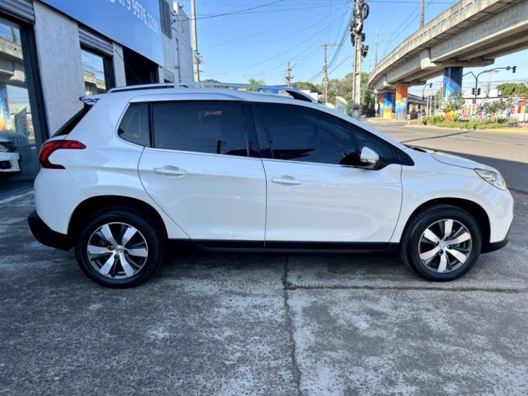 PEUGEOT - 2008 - 2016/2016 - Branca - R$ 59.700,00