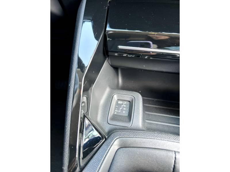 PEUGEOT - 208 - 2022/2022 - Prata - R$ 77.700,00