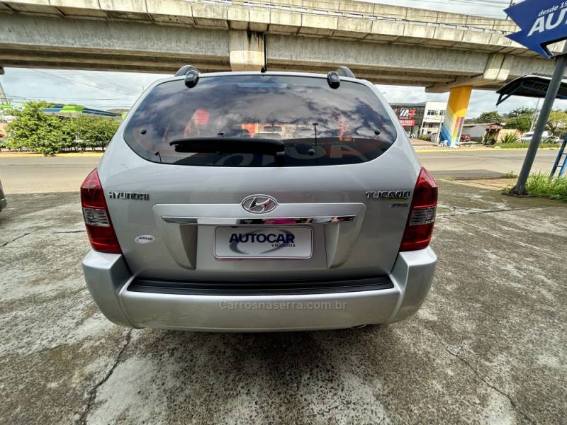 HYUNDAI - TUCSON - 2015/2015 - Prata - R$ 59.900,00