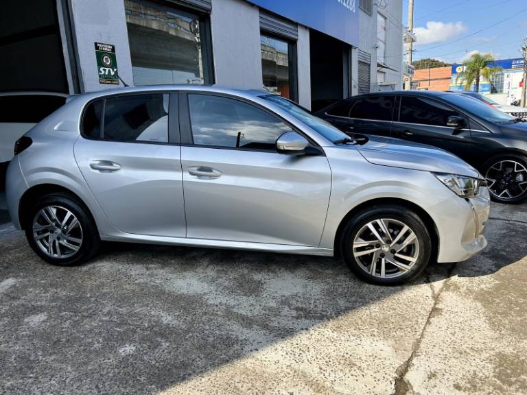 PEUGEOT - 208 - 2022/2022 - Prata - R$ 77.700,00