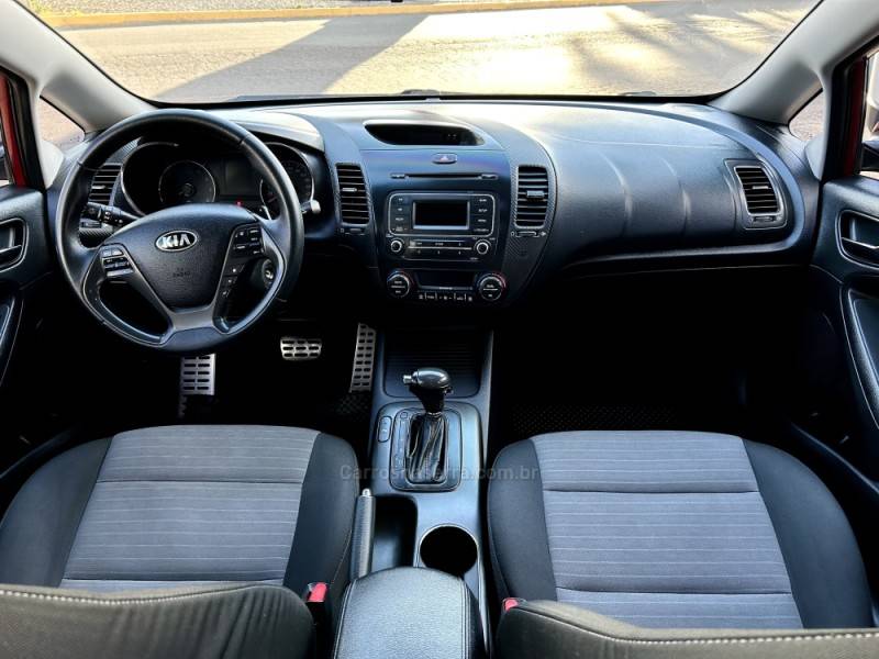 KIA MOTORS - CERATO - 2014/2014 - Vermelha - R$ 64.700,00