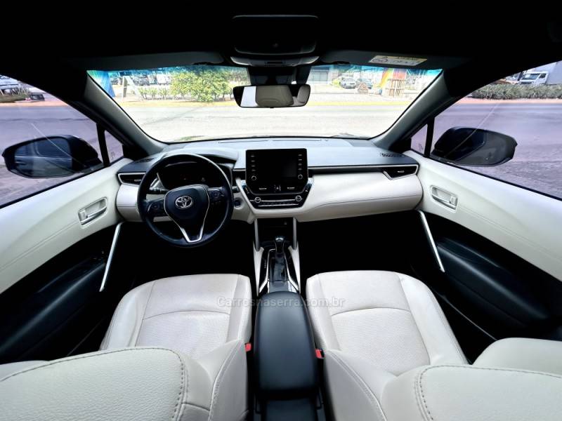 TOYOTA - COROLLA - 2022/2022 - Preta - R$ 156.700,00