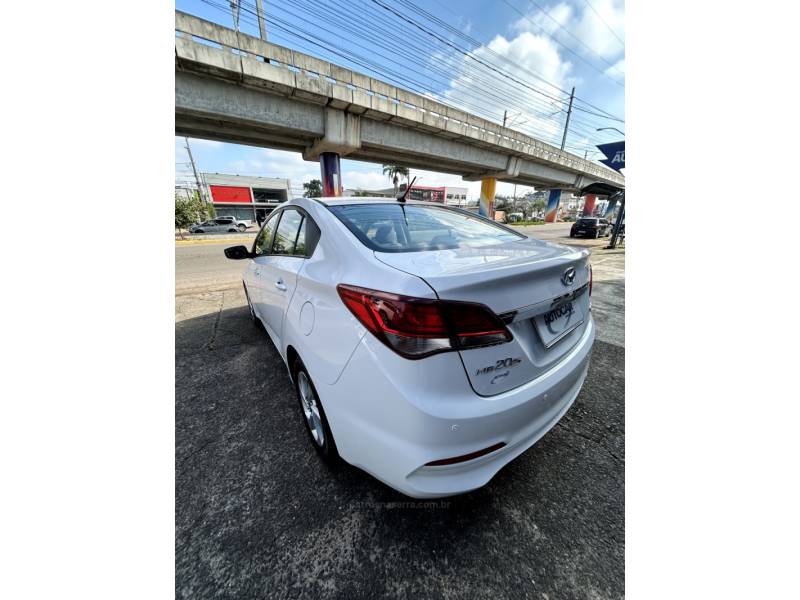 HYUNDAI - HB20S - 2018/2018 - Branca - R$ 69.900,00