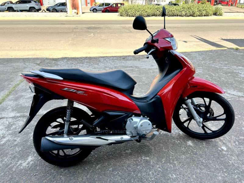 HONDA - BIZ 125 - 2023/2023 - Vermelha - R$ 17.700,00