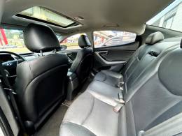 HYUNDAI - ELANTRA - 2015/2015 - Prata - R$ 75.900,00