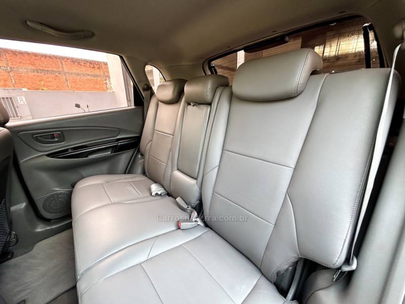 HYUNDAI - TUCSON - 2015/2015 - Prata - R$ 59.900,00