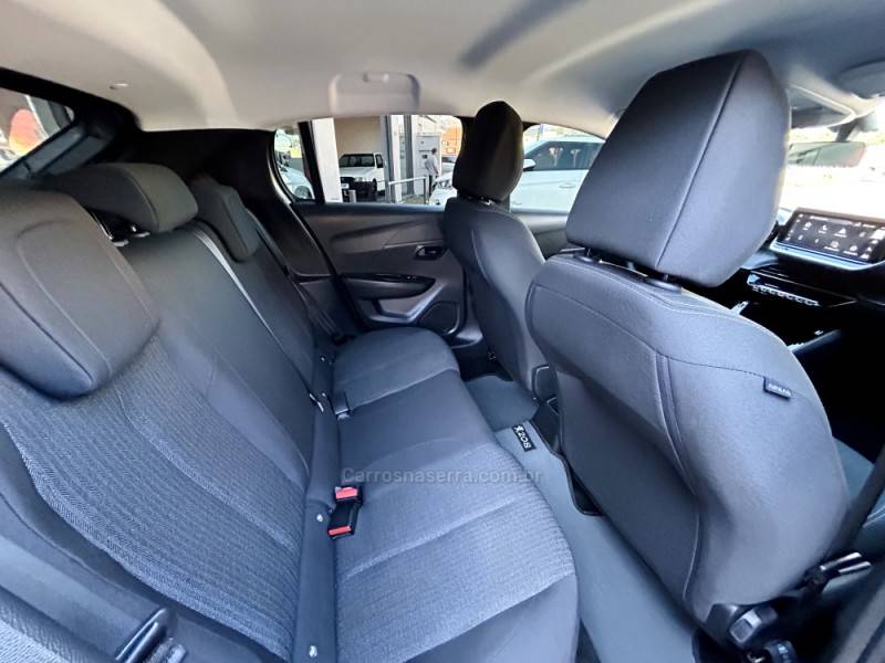 PEUGEOT - 208 - 2023/2023 - Cinza - R$ 65.900,00