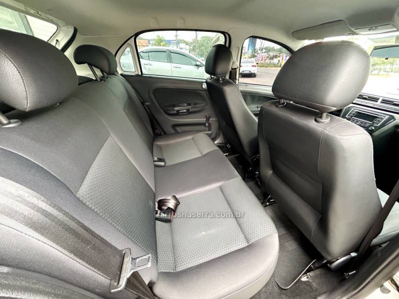 VOLKSWAGEN - GOL - 2018/2018 - Branca - R$ 44.900,00