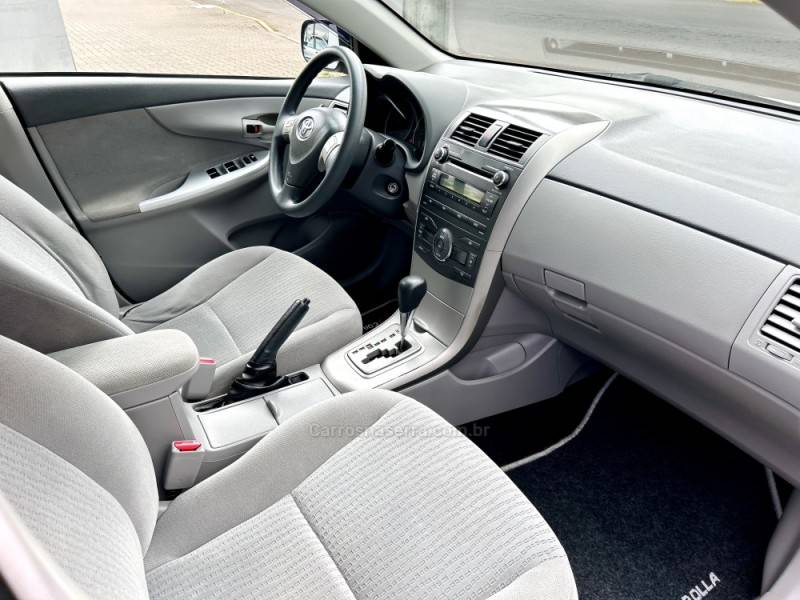 TOYOTA - COROLLA - 2009/2009 - Preta - R$ 59.700,00