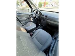 CHEVROLET - MERIVA - 2012/2012 - Branca - R$ 32.900,00