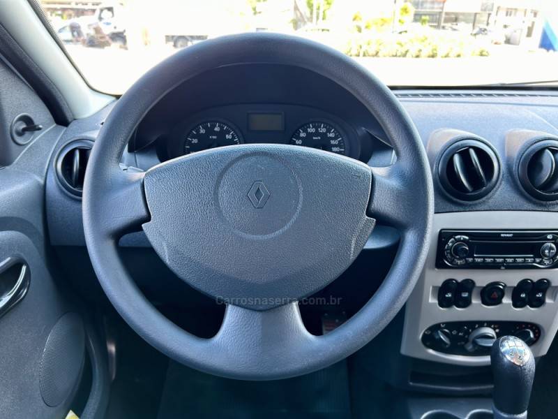 RENAULT - LOGAN - 2009/2009 - Prata - R$ 28.900,00