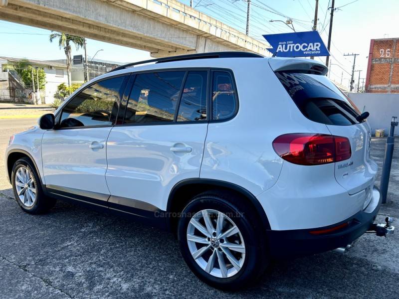 VOLKSWAGEN - TIGUAN - 2017/2017 - Branca - R$ 92.700,00