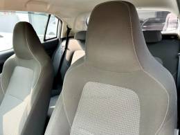 CHEVROLET - ONIX - 2023/2023 - Branca - R$ 74.900,00