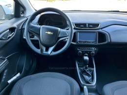 CHEVROLET - ONIX - 2015/2015 - Branca - R$ 47.900,00